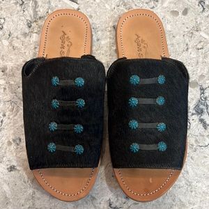 Agave sky slip on Sandals